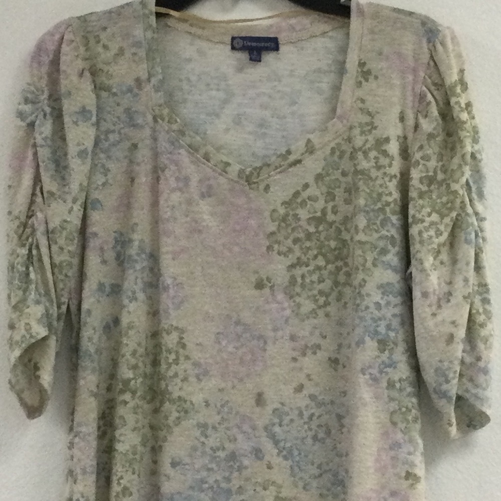 Democracy Tan Ruched Blouse - Picture 3 of 9